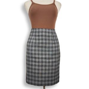 Vintage Classic Black & White Plaid Skirt S-M